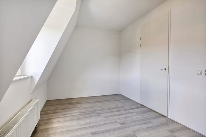 Foto 18 van Van Eyckstraat 47