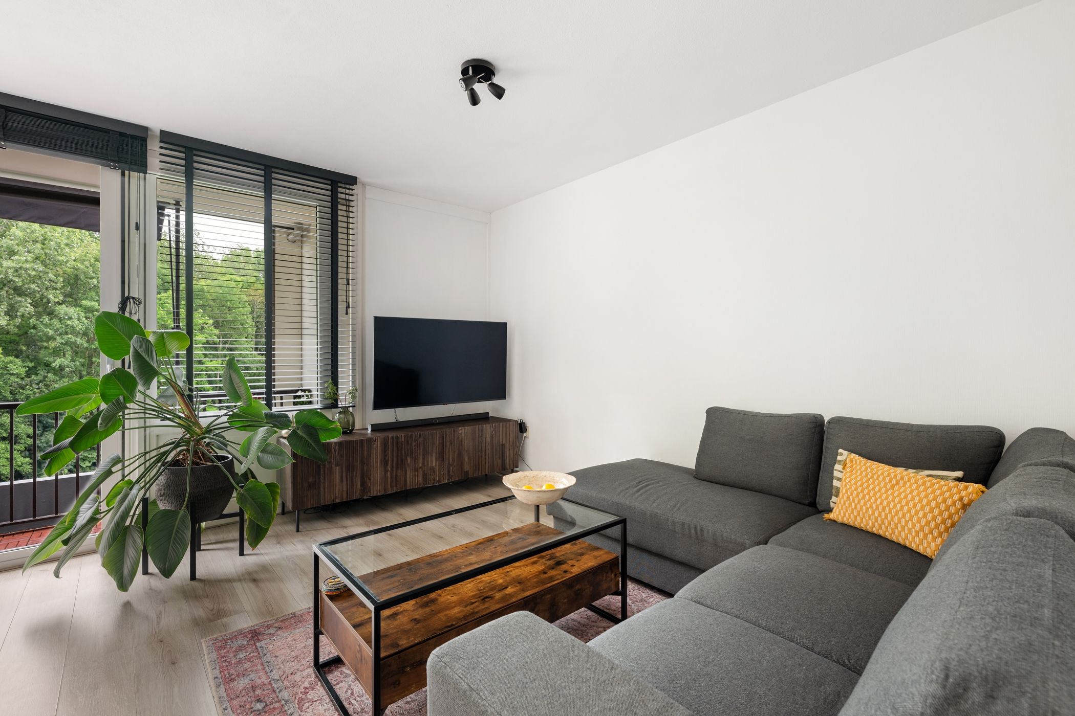 Foto 9 van Louvre 170