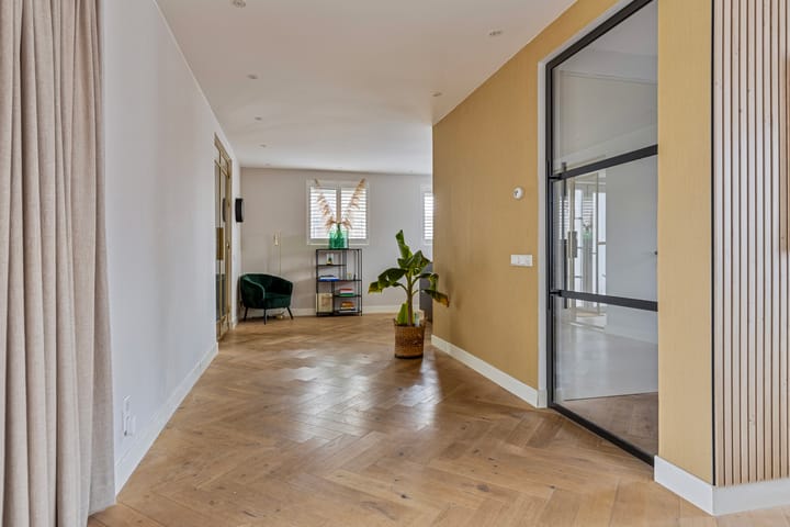 Photo 9 of Zuideinde 79-D