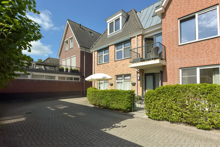 Foto 24 van Hofland 8-A