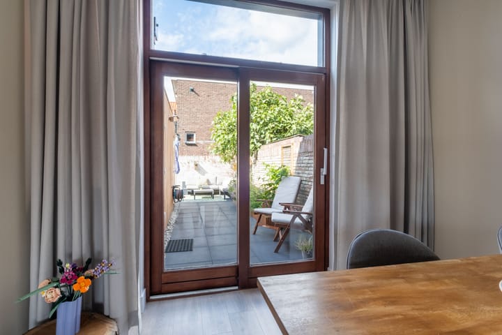 Foto 16 van Honthorststraat 38