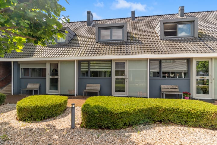 Foto 1 van Buurtweg 18-E