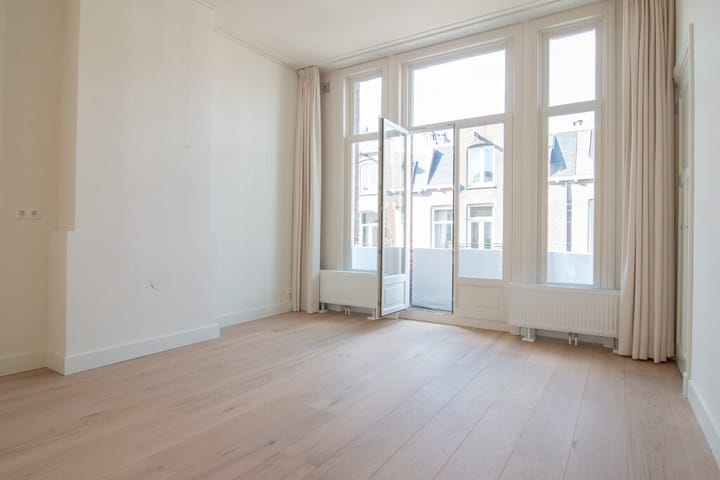 Foto 4 van Valeriusstraat 239-3