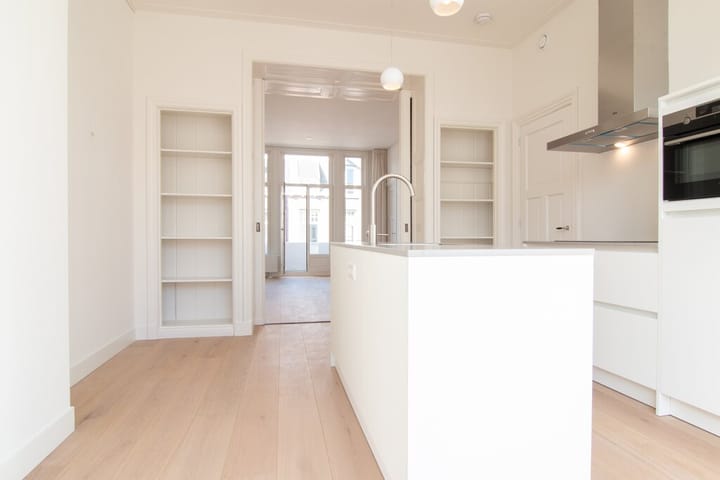 Foto 9 van Valeriusstraat 239-3