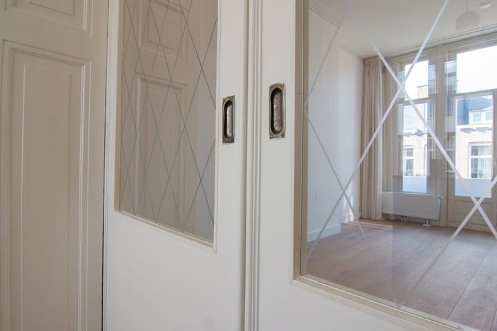 Foto 12 van Valeriusstraat 239-3