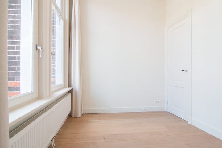 Foto 14 van Valeriusstraat 239-3