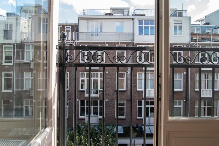 Foto 28 van Valeriusstraat 239-3