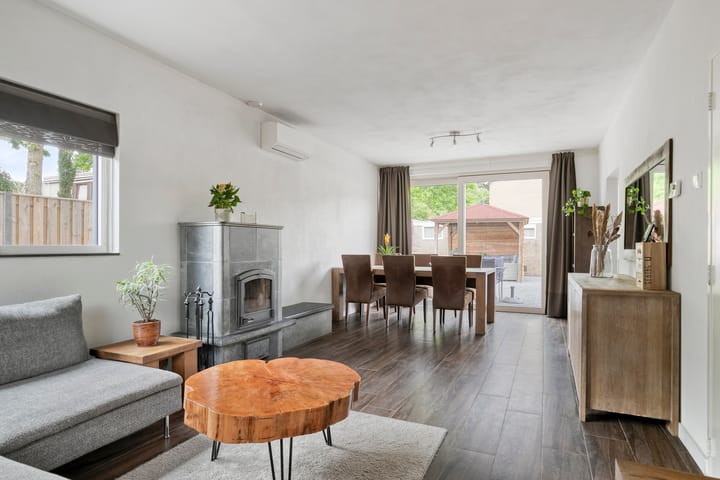 Photo 2 of Frambozenstraat 12