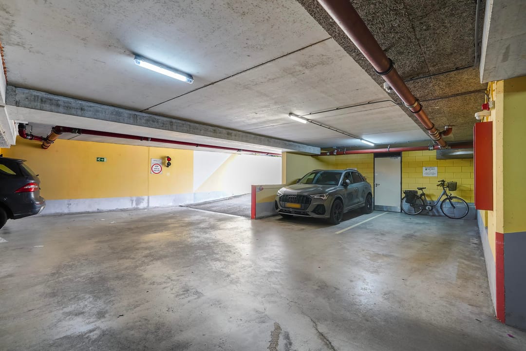 Foto 7 van Raadhuisplein 6