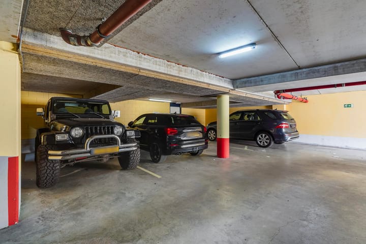 Foto 12 van Raadhuisplein 6