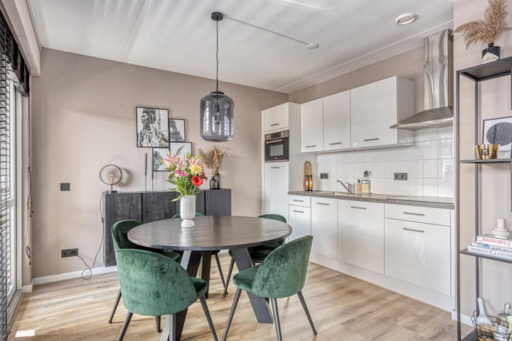 Foto 18 van Pleinbuurt 14