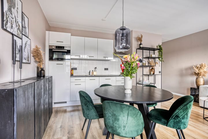 Foto 17 van Pleinbuurt 14