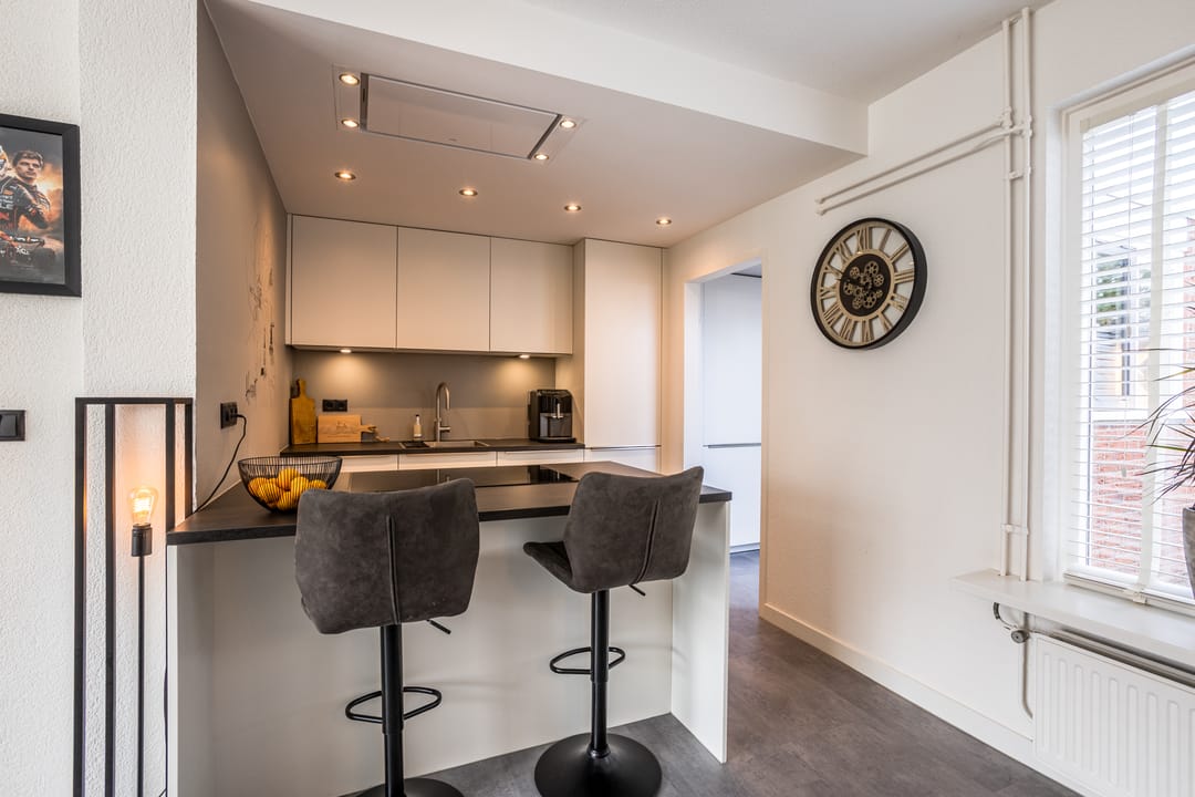 Photo 8 of Schuttevaer 93