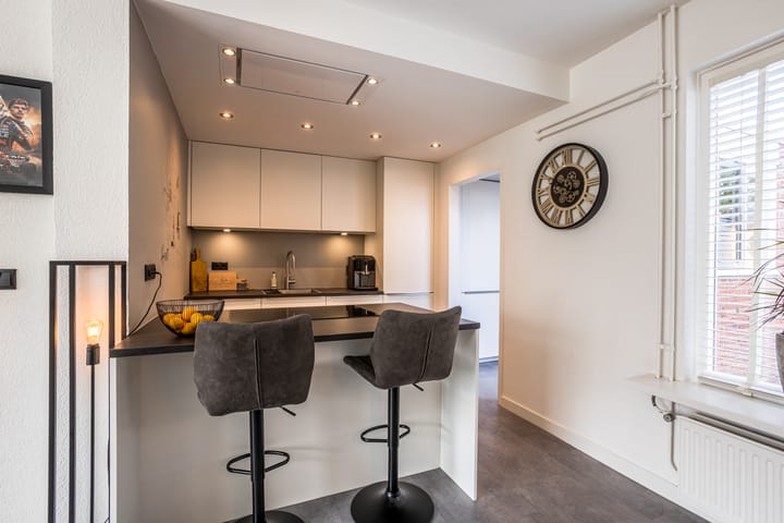 Foto 8 van Schuttevaer 93