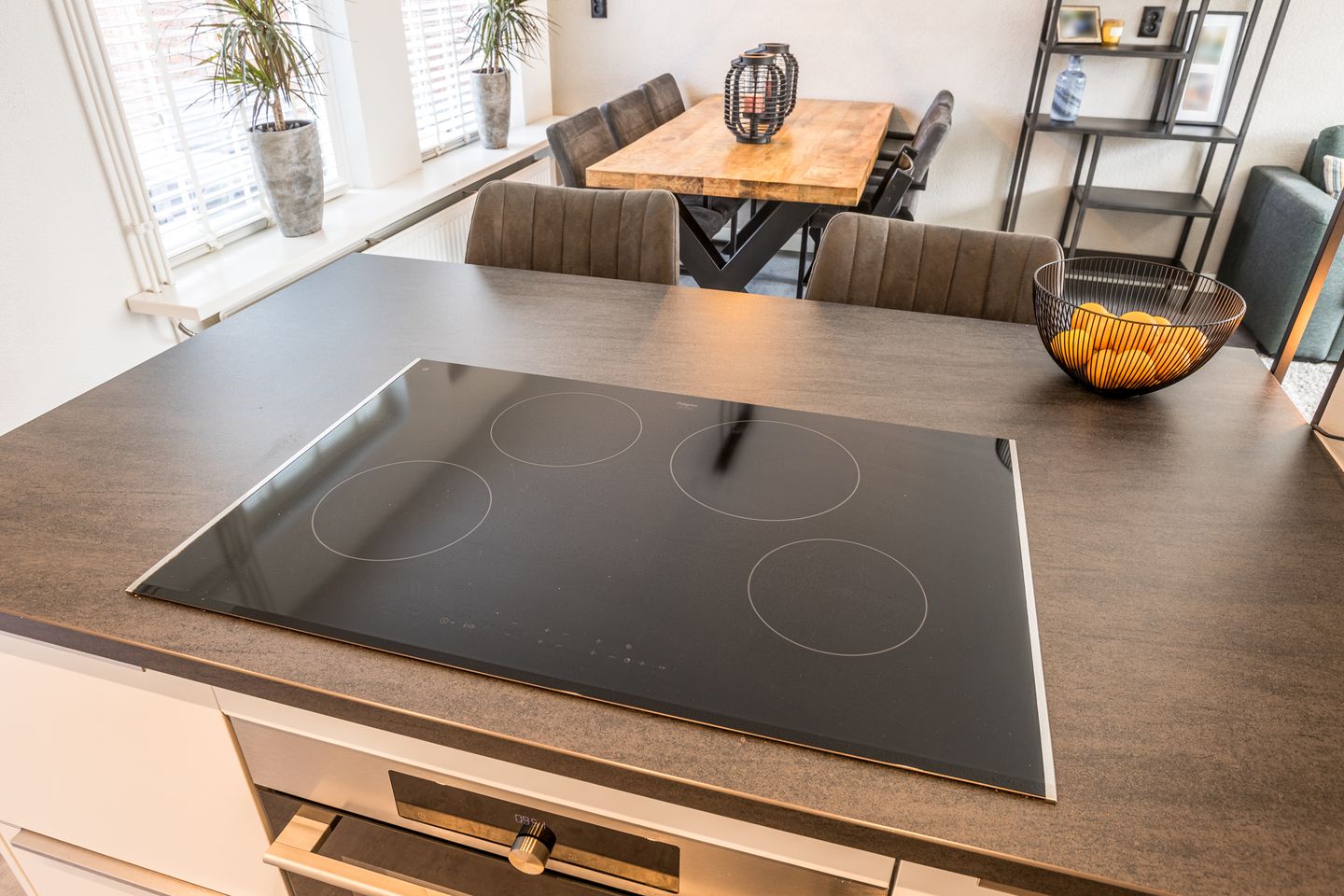 Photo 14 of Schuttevaer 93