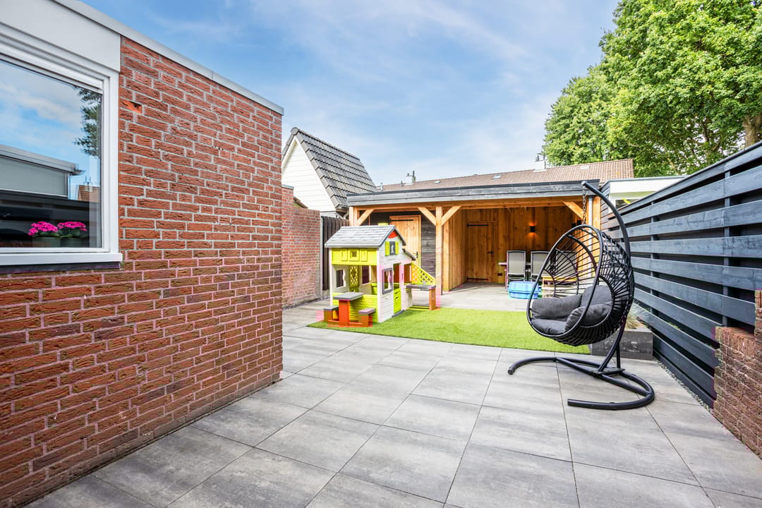 Photo 47 of Schuttevaer 93