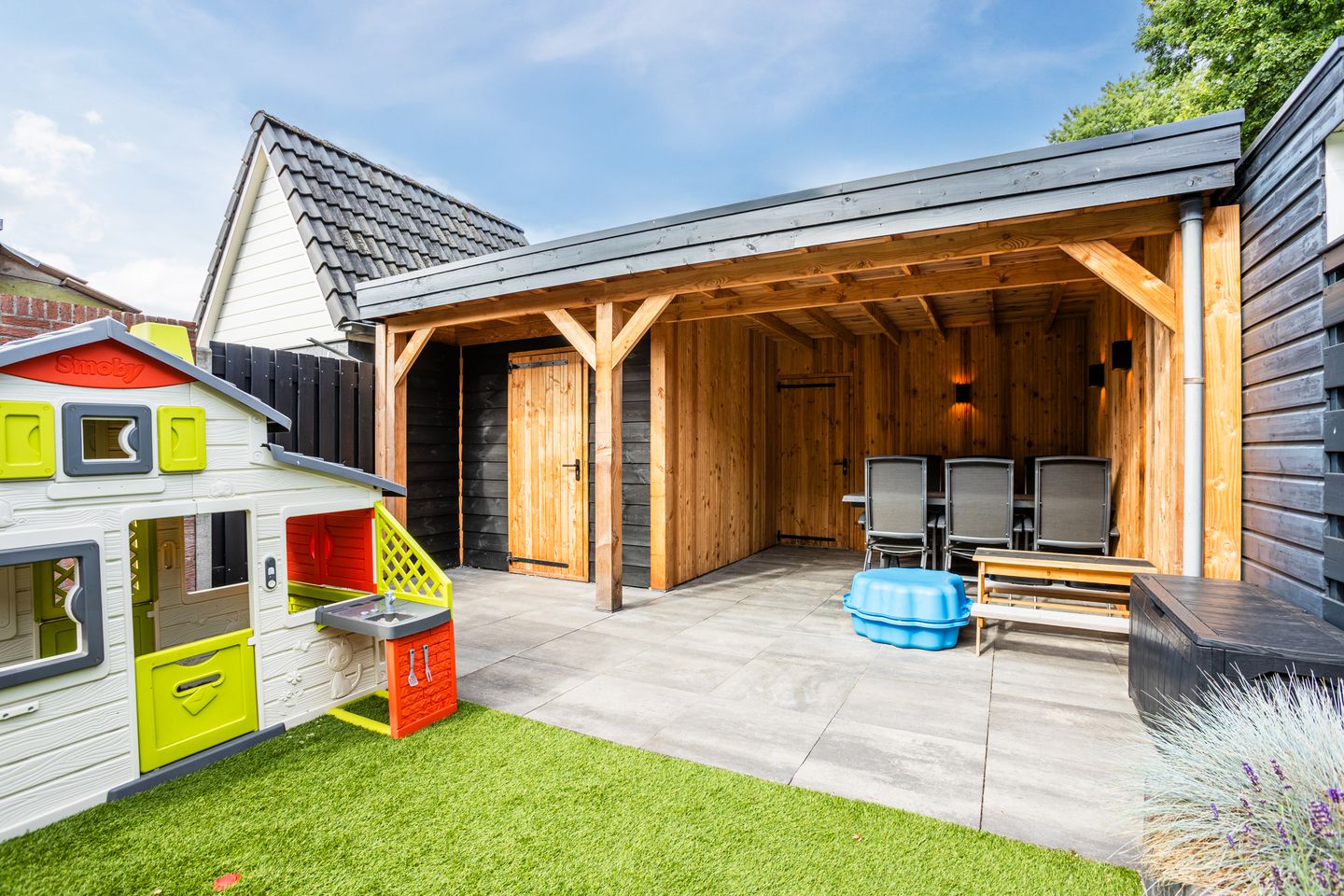 Photo 49 of Schuttevaer 93