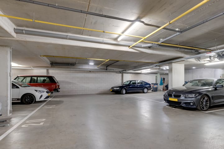 Photo 51 of Julianalaan 2-A