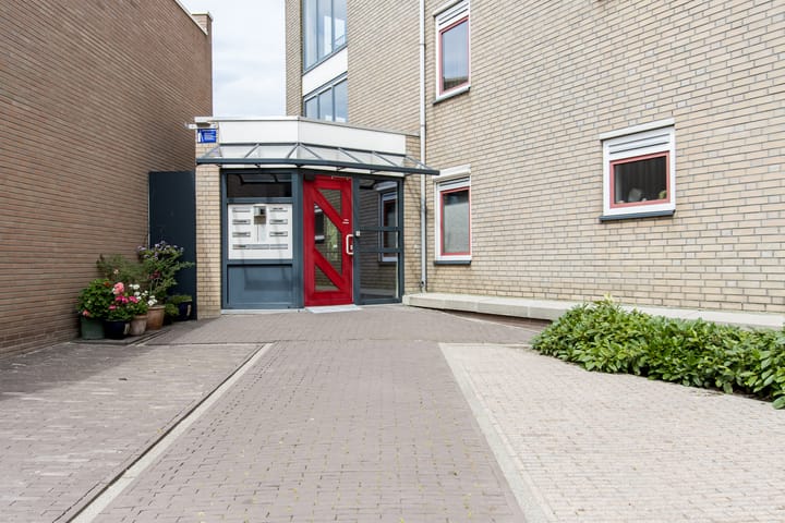 Foto 6 van Meidoornhof 27