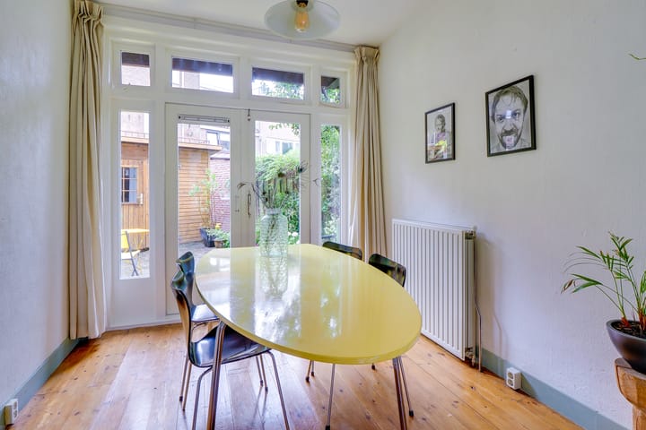 Photo 19 of Herman Modedstraat 35