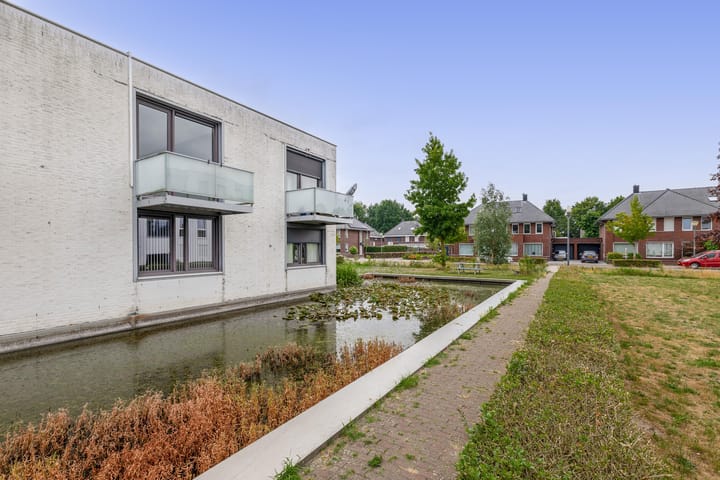 Foto 21 van Koetshuislaan 827