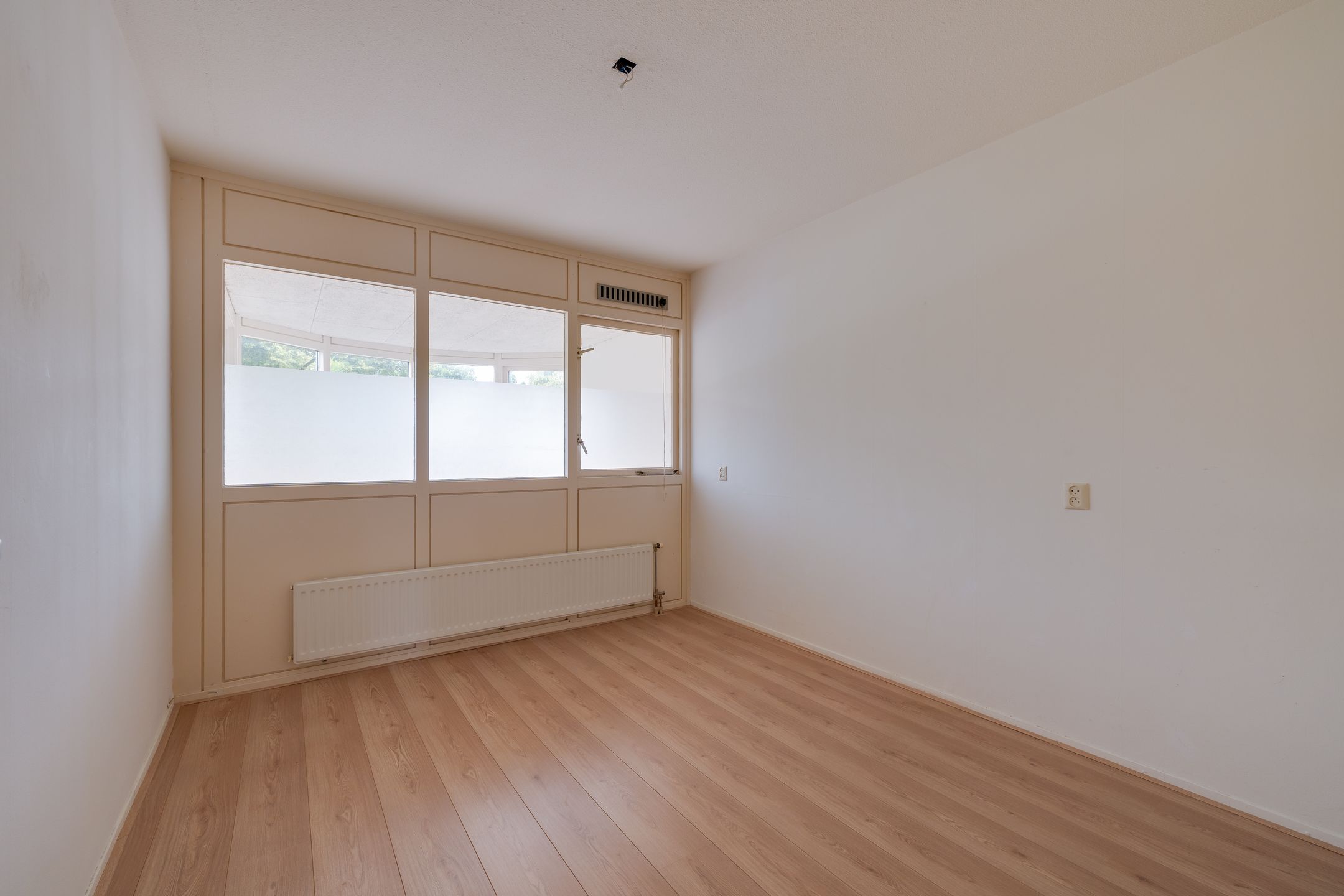 Foto 12 van Laan van de Mensenrechten 110