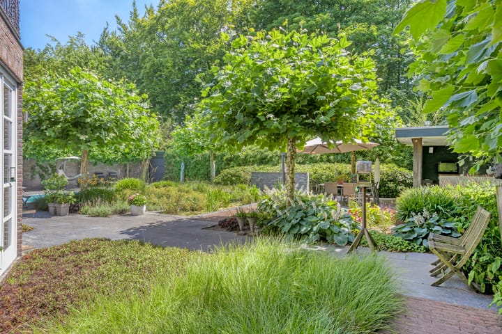 Foto 37 van Constantijnlaan 13