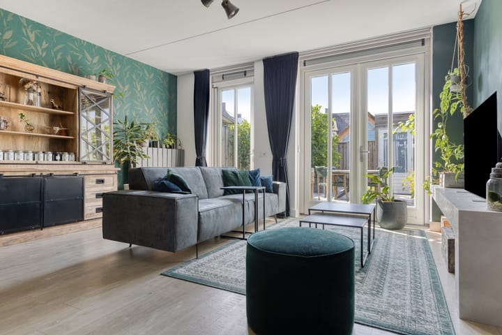 Foto 2 van Zwartbont 16