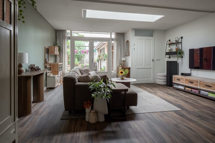 Photo 2 of Regentessestraat 16