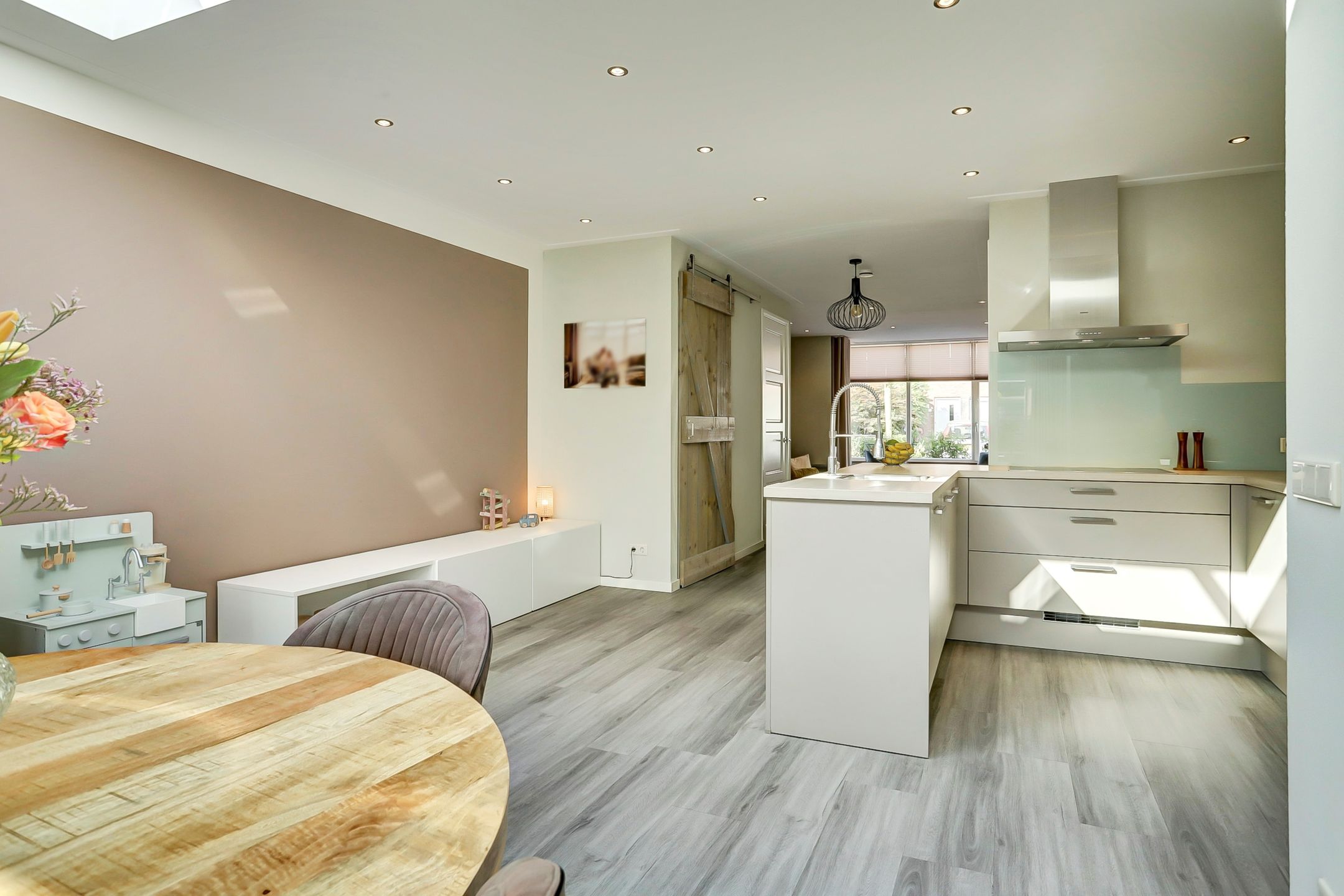 Foto 24 van Molenakker 23