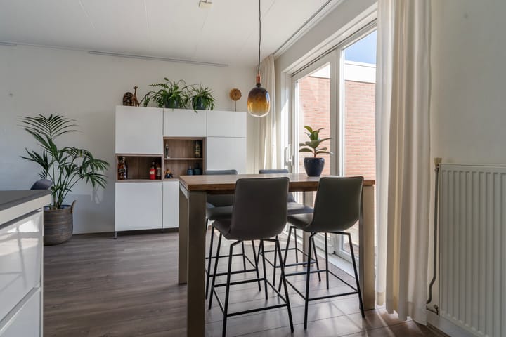 Foto 16 van Nolensstraat 12