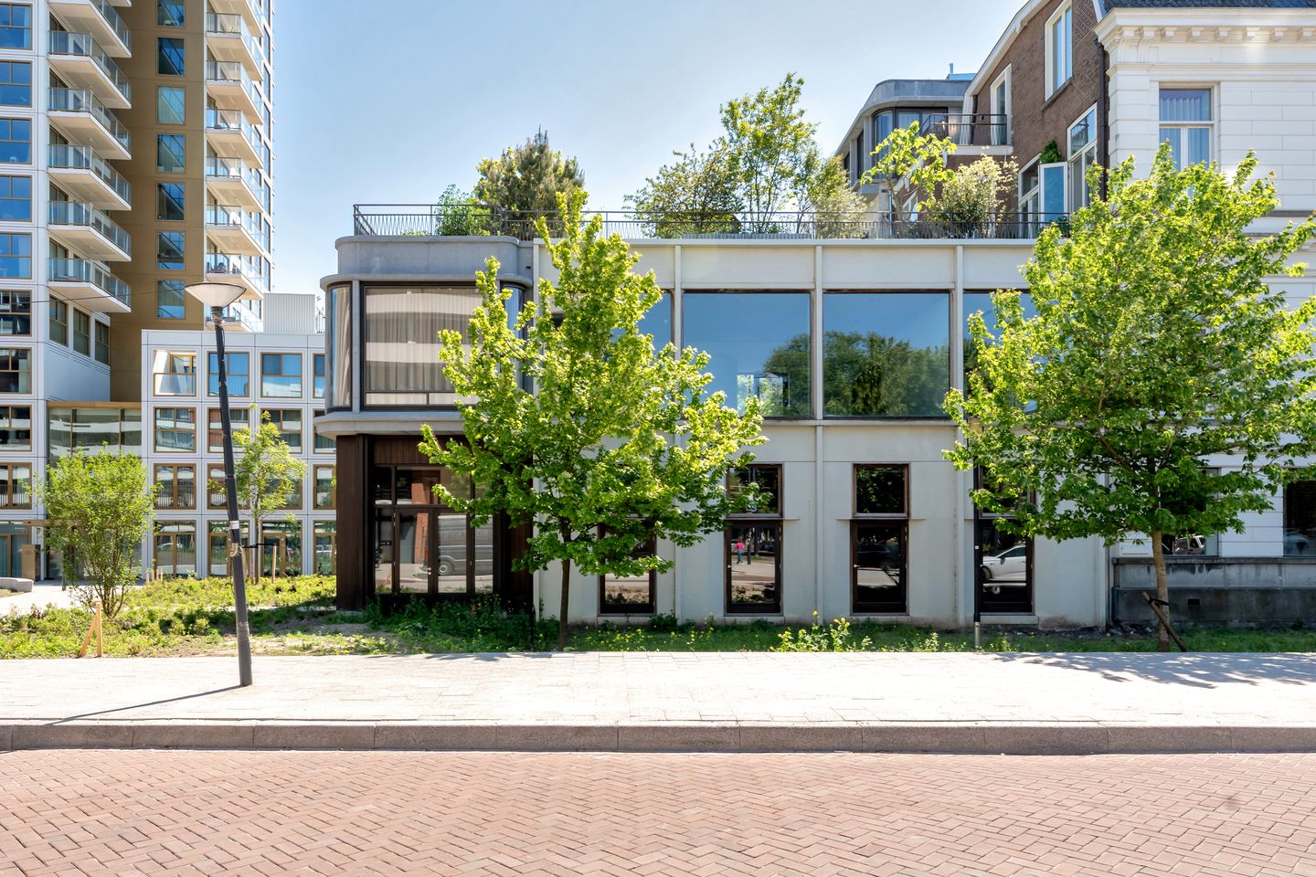 Bekijk foto 4 van Van Vollenhovenstraat 36