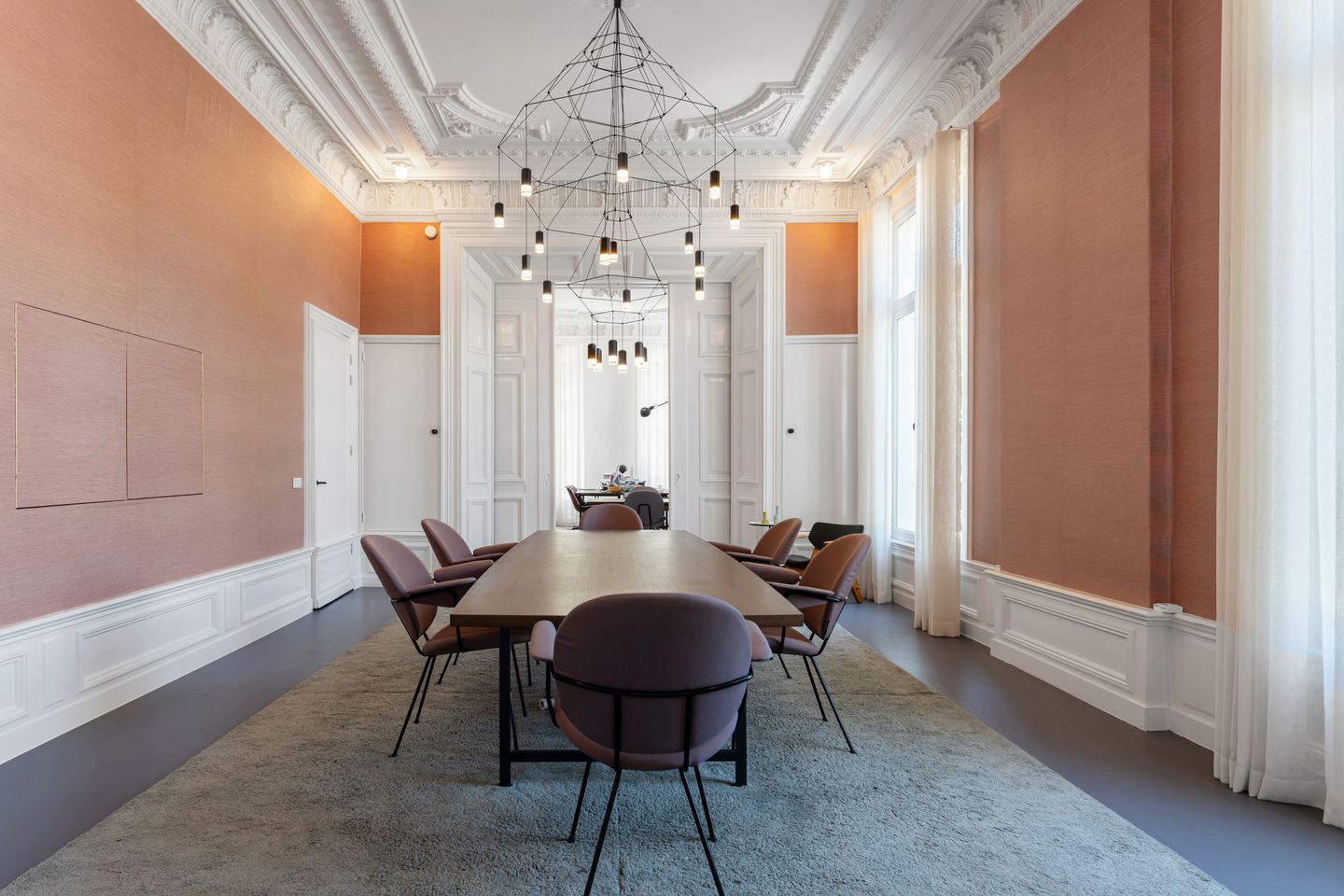 Bekijk foto 1 van Van Vollenhovenstraat 36
