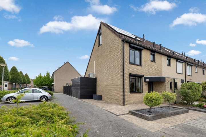 Photo 6 of Buitenhof 23