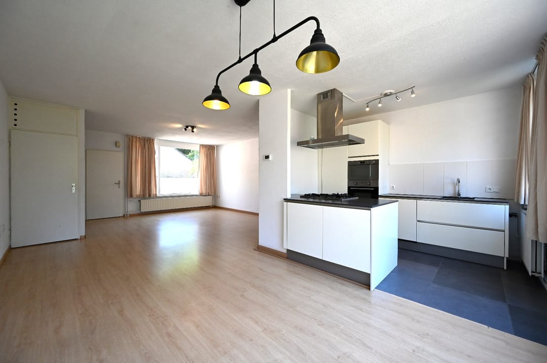 Photo 2 of Hubertusstraat 3