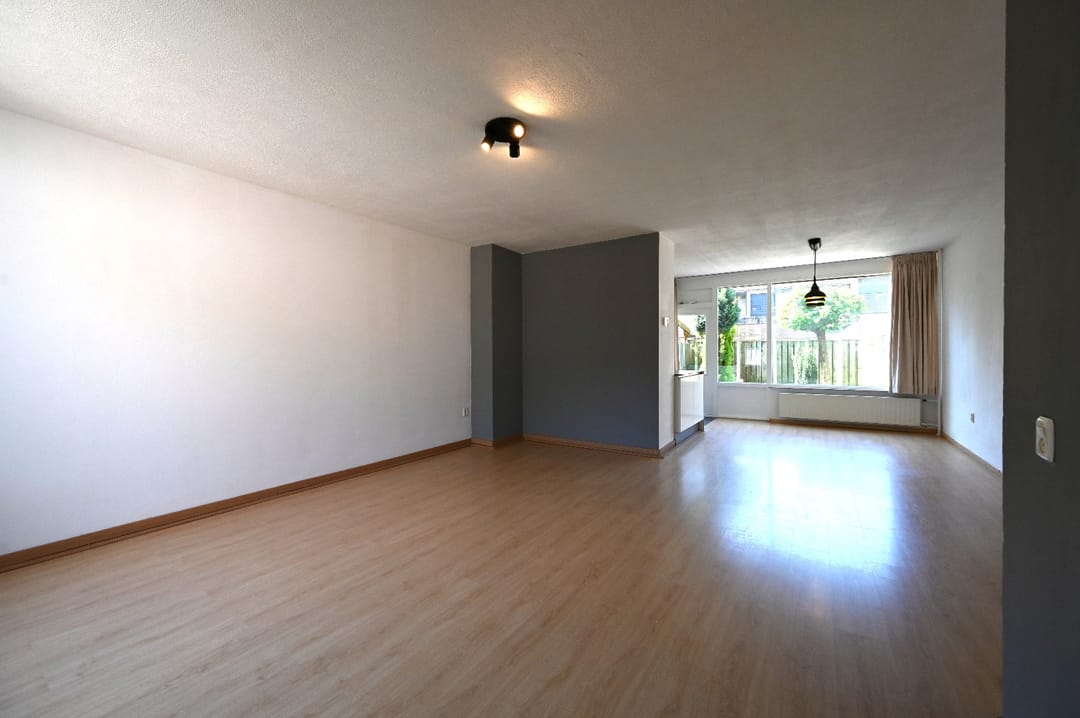 Photo 8 of Hubertusstraat 3