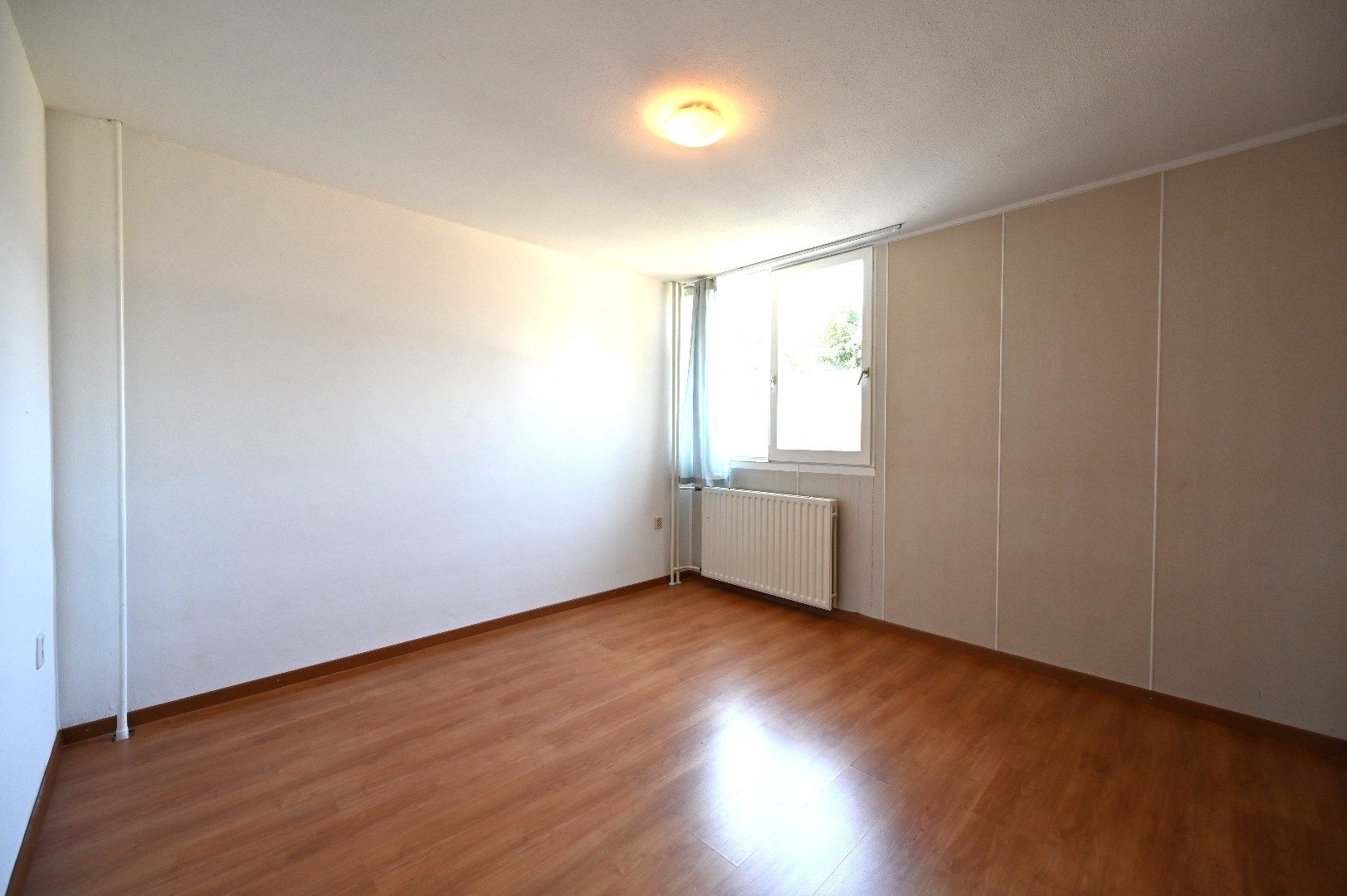 Photo 33 of Hubertusstraat 3