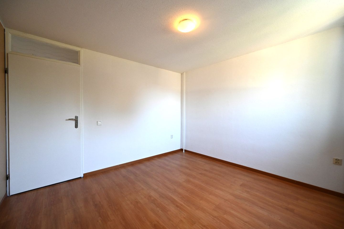 Photo 35 of Hubertusstraat 3