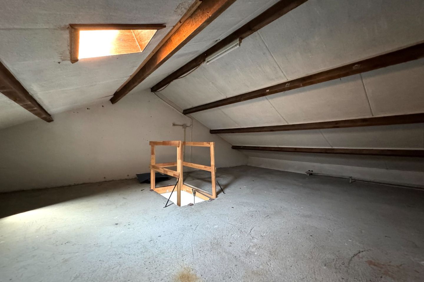 Photo 40 of Hubertusstraat 3