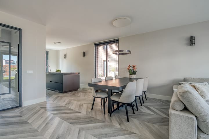 Foto 12 van Voorlader 1