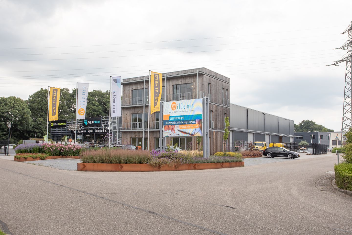 View photo 2 of Het Wendelgoor 17