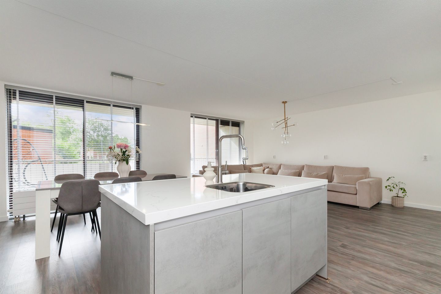 Foto 14 van Dr Wibautplein 146