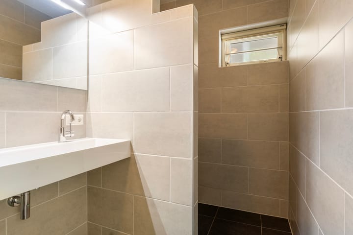 Foto 14 van Warring 65