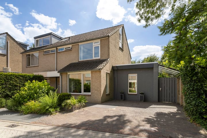 Foto 2 van 2e Vijverstraat 7