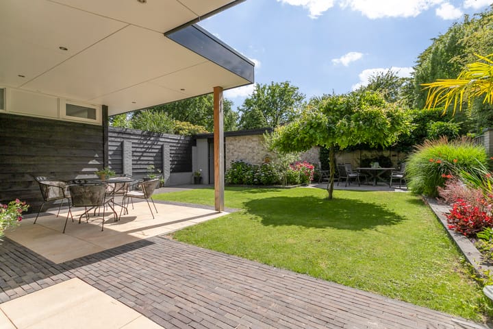 Foto 16 van 2e Vijverstraat 7