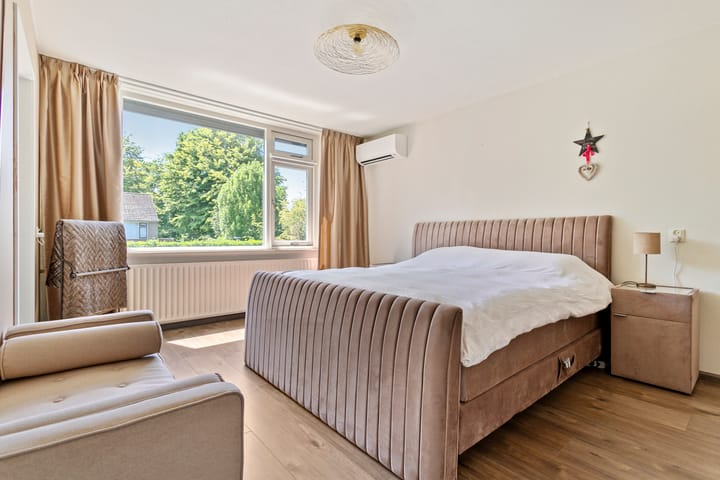 Foto 29 van 2e Vijverstraat 7