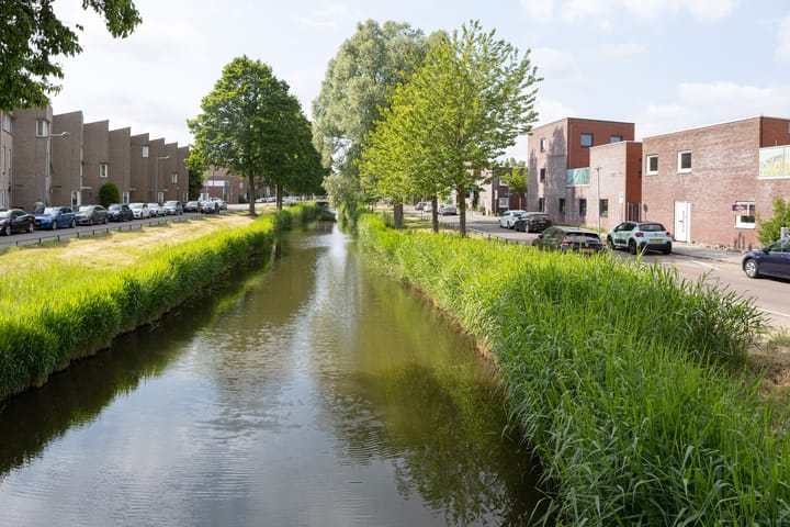 Photo 2 of Alikruiksingel 4