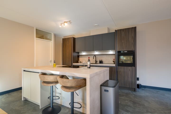 Photo 6 of Alikruiksingel 4