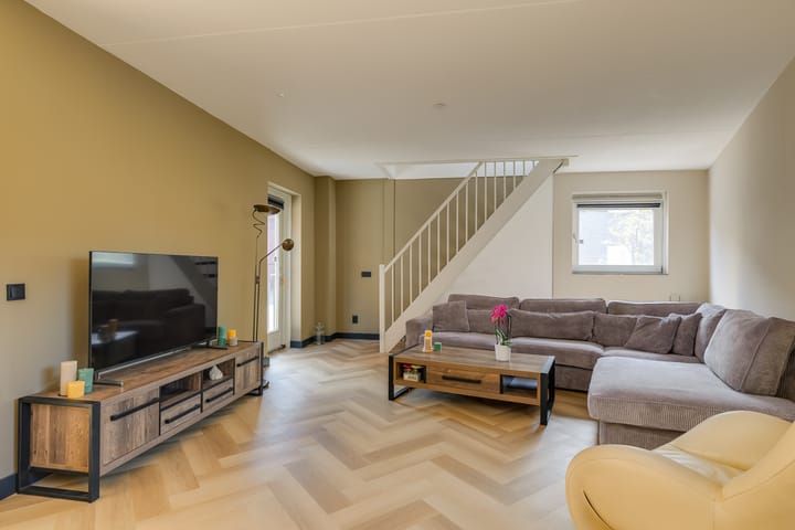 Photo 9 of Alikruiksingel 4