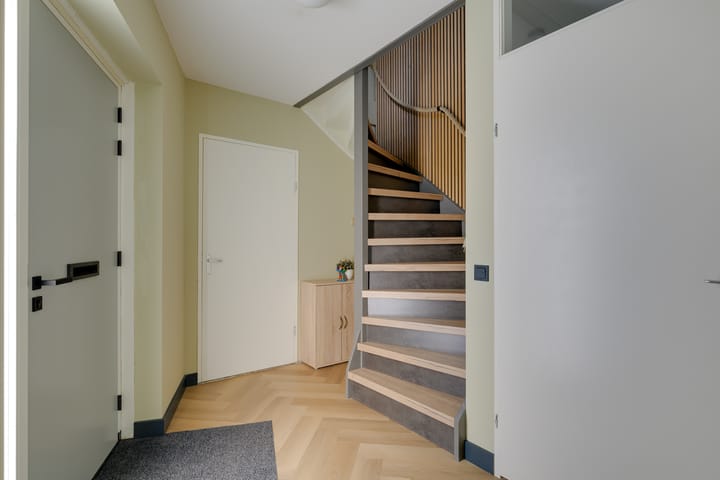 Photo 14 of Alikruiksingel 4